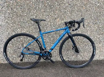 Used Fuji Jari 2.1 2022 Road & Gravel, Blau — image 3 of 6