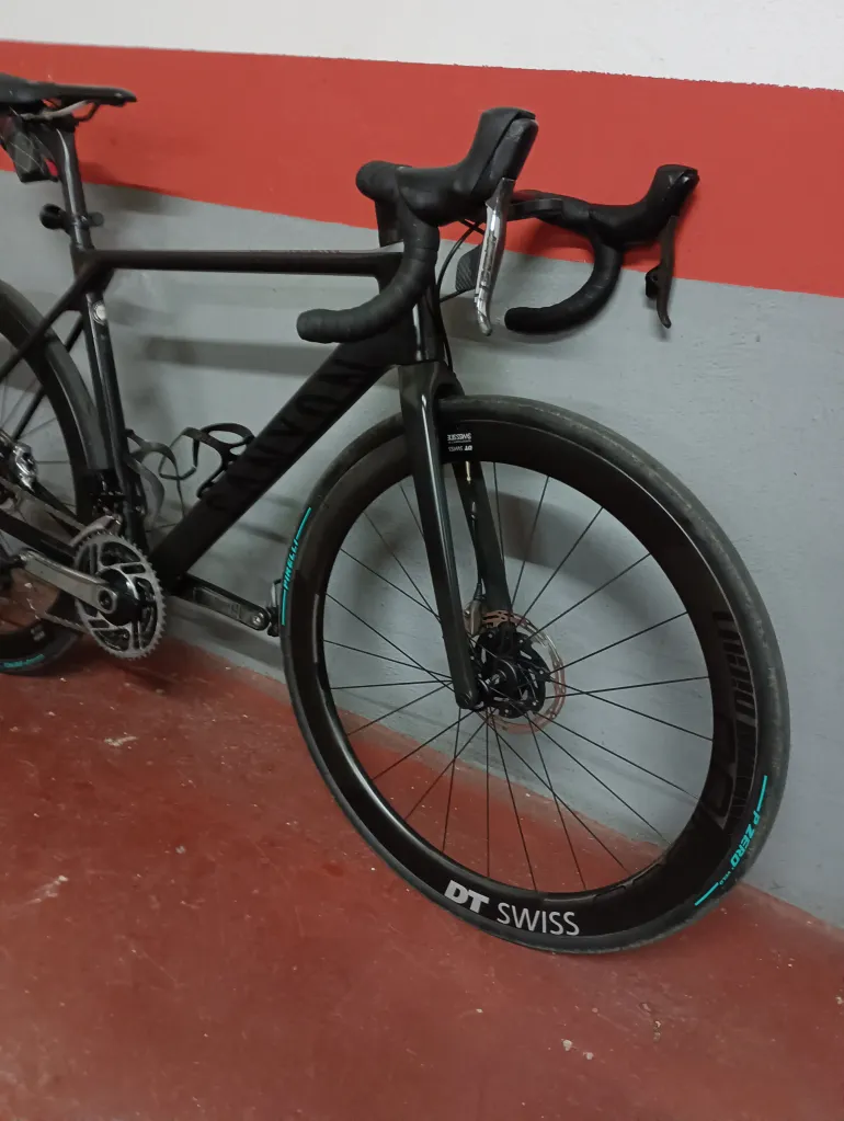 Canyon - Ultimate CF SLX Disc 9.0 SL, 2019