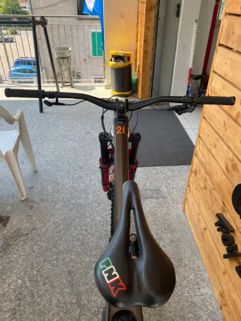 Evil Wreckoning LB 29" 2022 Mountainbike d'occasion — image 7 sur 12