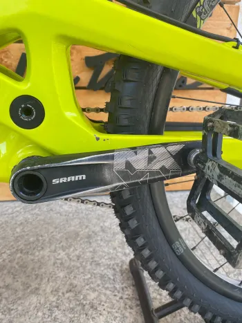 Tweedehands Evil Insurgent 27, 5" 2022 Mountainbike — afbeelding 2 van 9