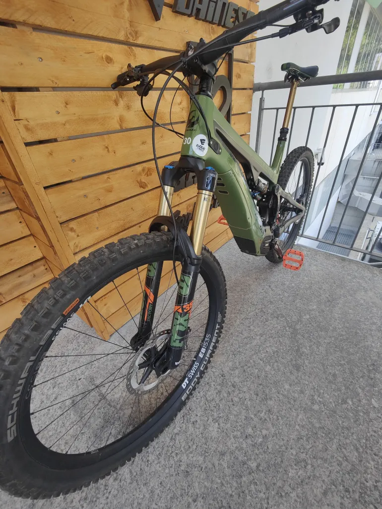 Used Pivot Shuttle Team XT 2023 Mountainbike, Grün — image 5 of 5