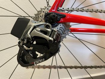 Used Cannondale SuperSix EVO Hi-MOD RED eTap 2017 Road & Gravel, Rot — image 3 of 19