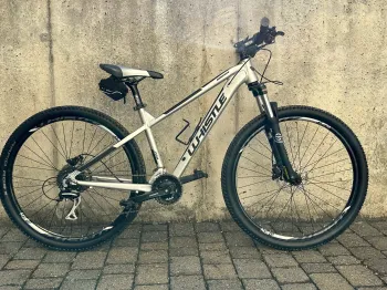 Used Whistle Miwok 2163 2023 Mountainbike, Hellgrau — image 1 of 6