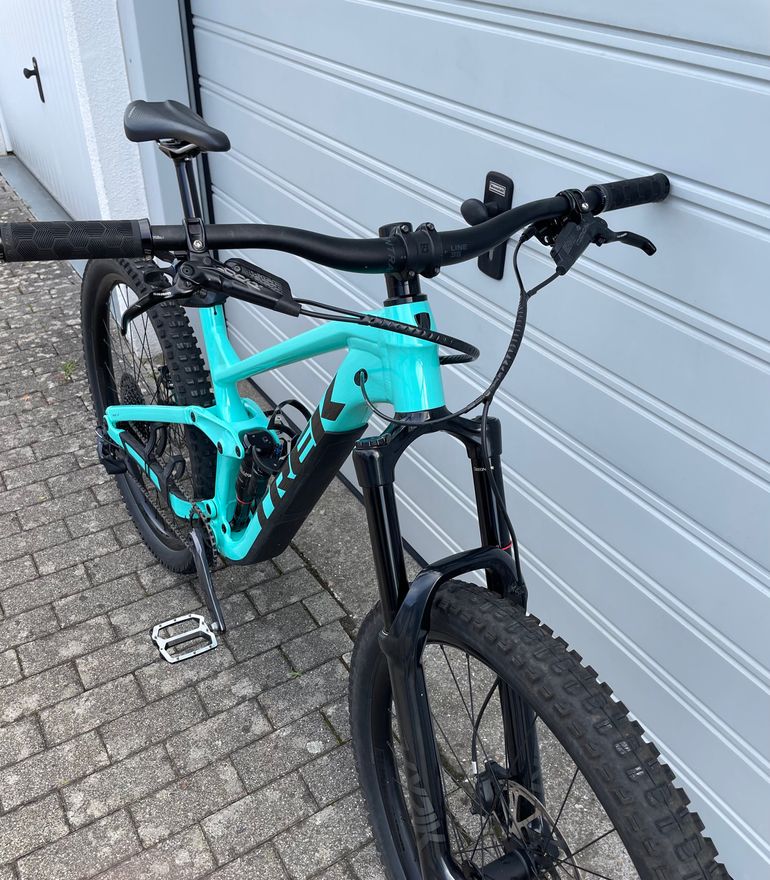 Trek - Slash 8, 2022