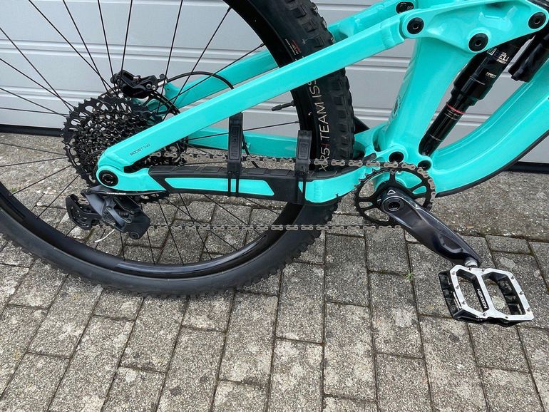 Trek - Slash 8, 2022