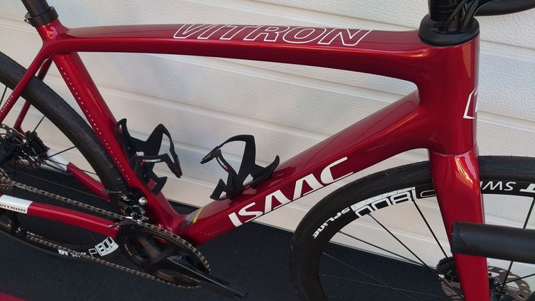 Isaac - Vitron Disc Lava Red, 2023