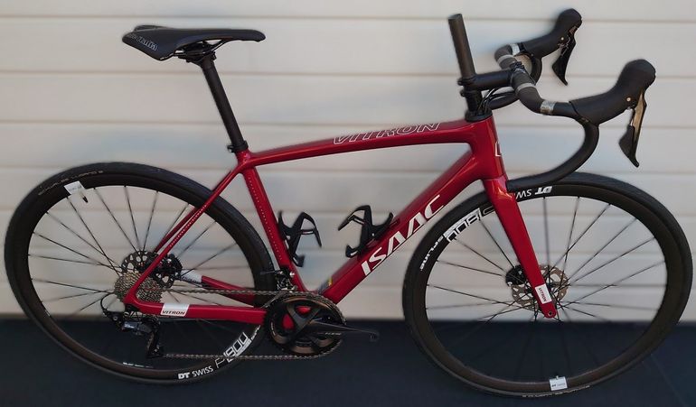 Isaac - Vitron Disc Lava Red, 2023