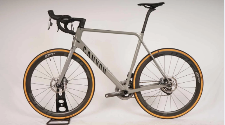 Canyon - Ultimate CF SL 8 Disc eTap, 2021