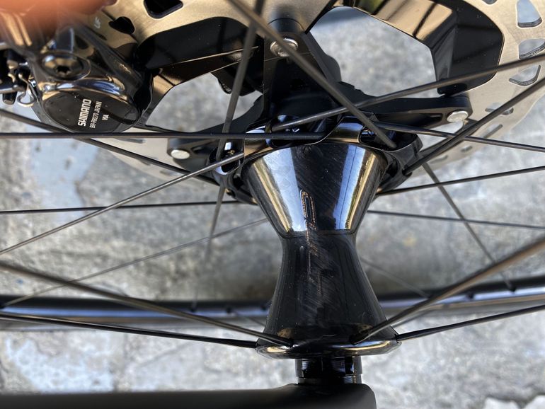Used Colnago C68 Disc + Bora Ultra + Super Record EPS 2024 Road & Gravel, Rot — image 10 of 11