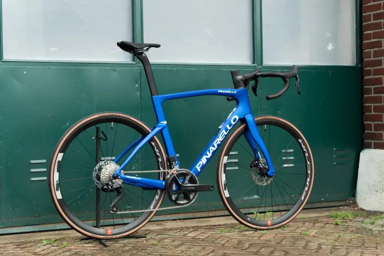 Pinarello - F5 105 Di2, 2023