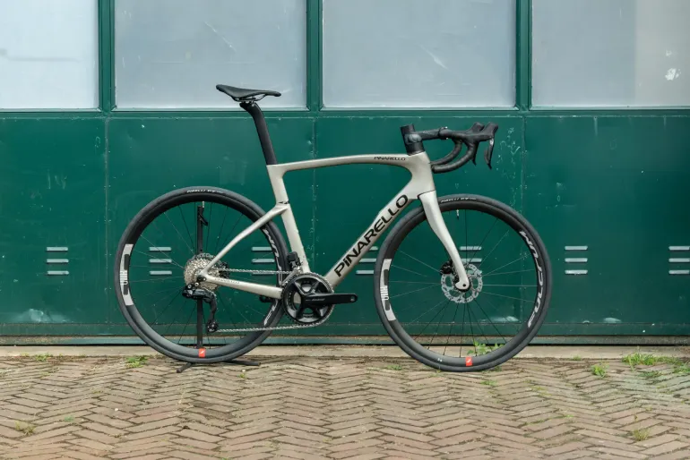 Pinarello - F5 105 Di2, 2023