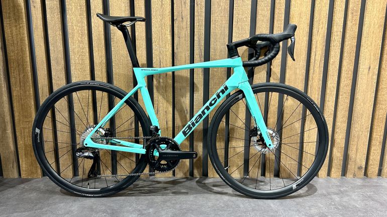 Bianchi - SPECIALISSIMA COMP ULTEGRA Di2, 2024