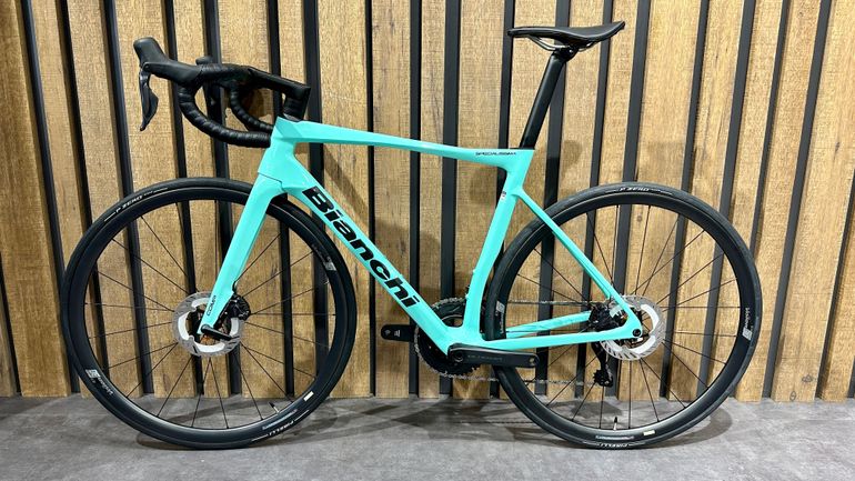 Bianchi - SPECIALISSIMA COMP ULTEGRA Di2, 2024