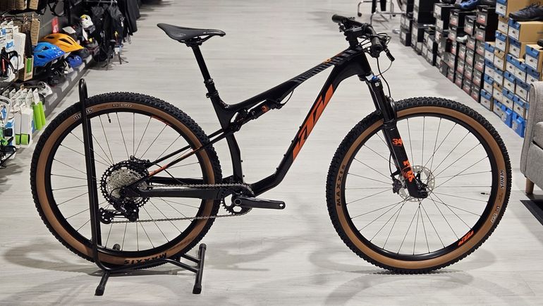 KTM - Scarp MT Master, 2024