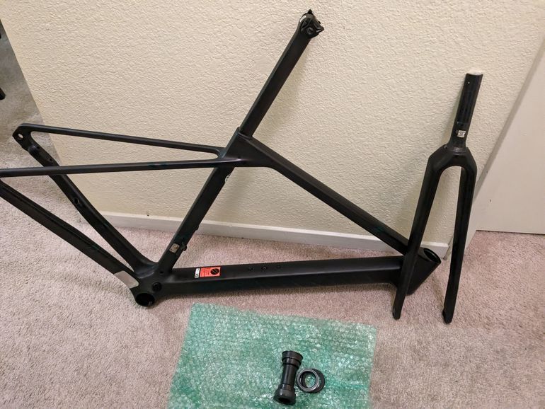 Canyon - Ultimate CFR Disc Frameset, 2023