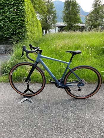 Used Focus ATLAS 6.8 2022 Road & Gravel, Blue — image 3 of 3
