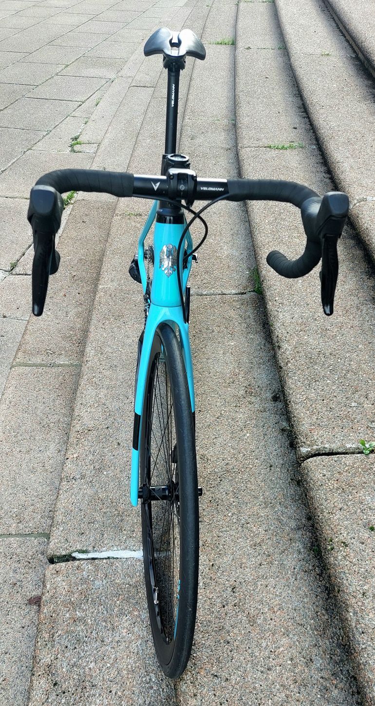 Bianchi - Infinito XE Rival AXS, 2022