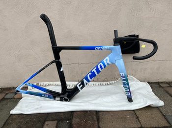 Factor OSTRO VAM 2023 Road & Gravel d'occasion — image 1 sur 12