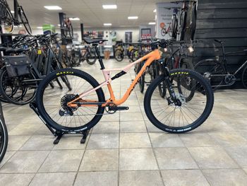 Orbea, OIZ H20 2023 - US
