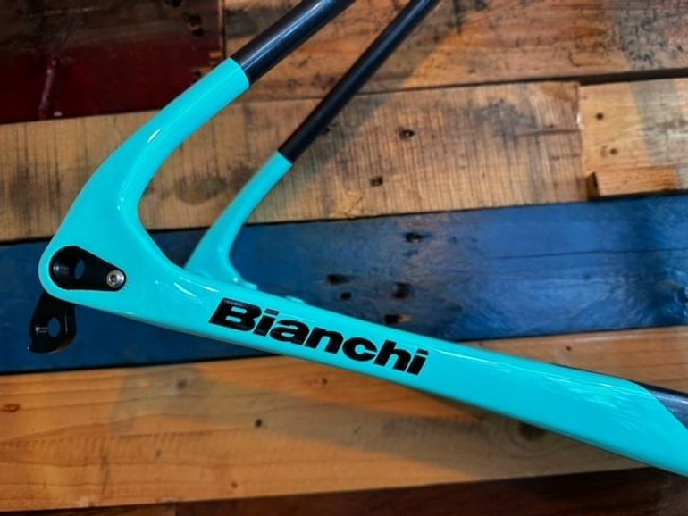 Bianchi - Specialissima Frame Kit, 2023