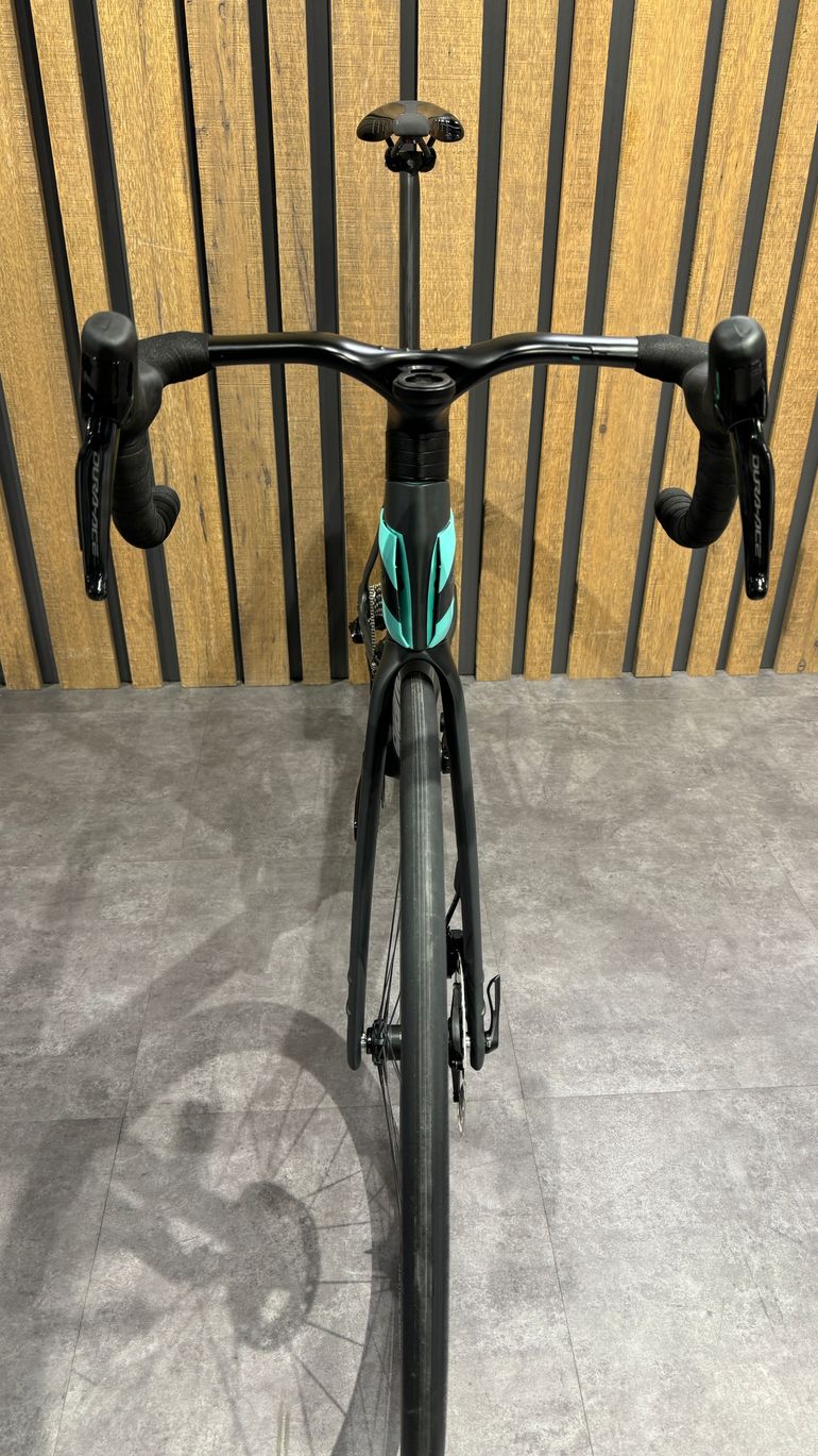 Bianchi - Oltre RC Durace Di2 2023, 2023