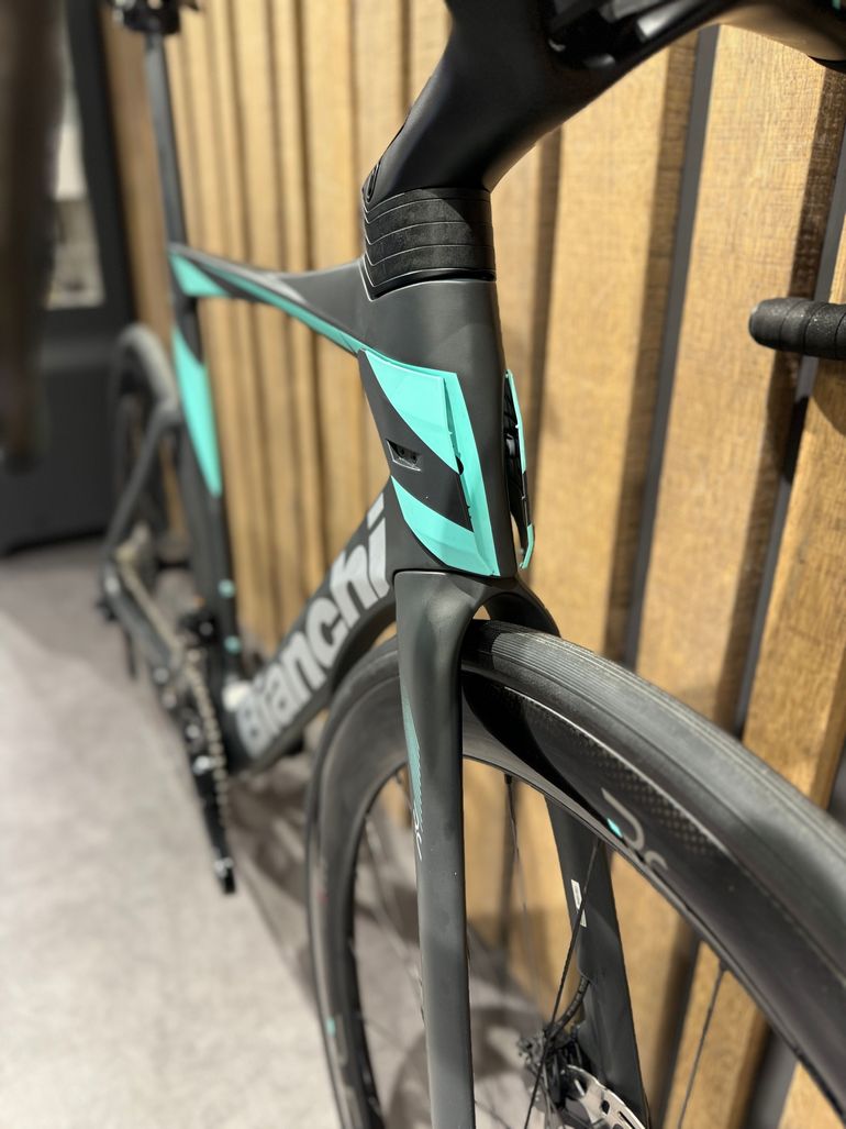 Bianchi - Oltre RC Durace Di2 2023, 2023