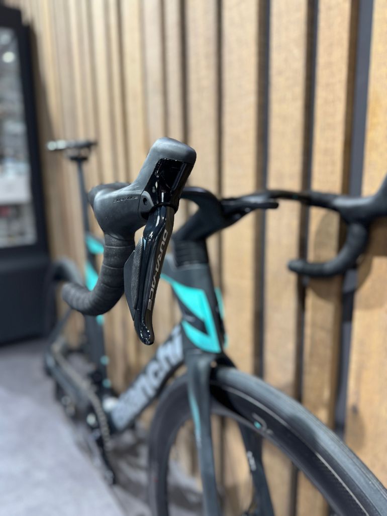 Bianchi - Oltre RC Durace Di2 2023, 2023