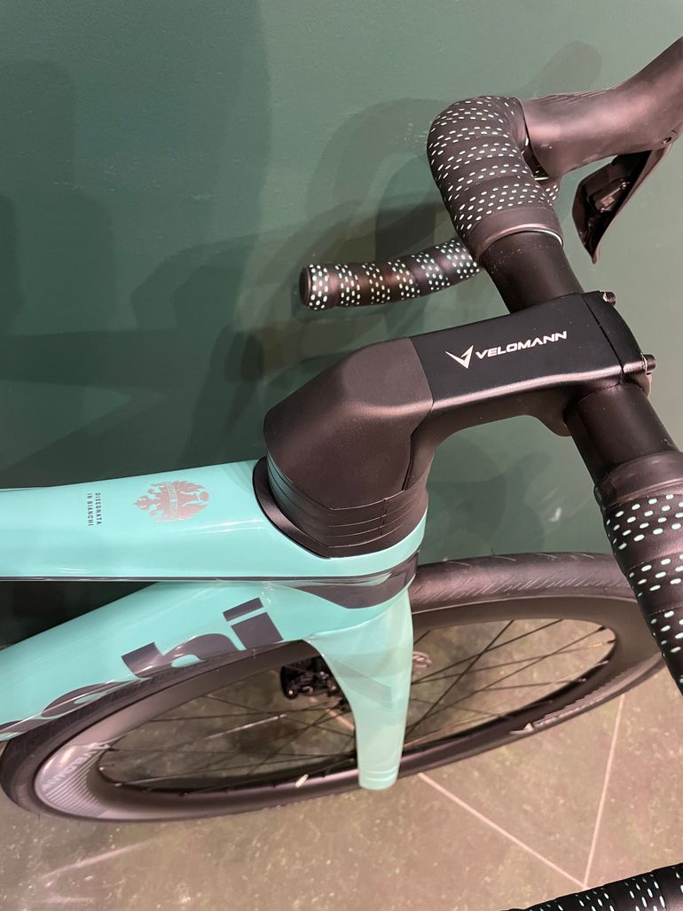 Bianchi - Oltre Comp 105 DI2 12spd, 2024