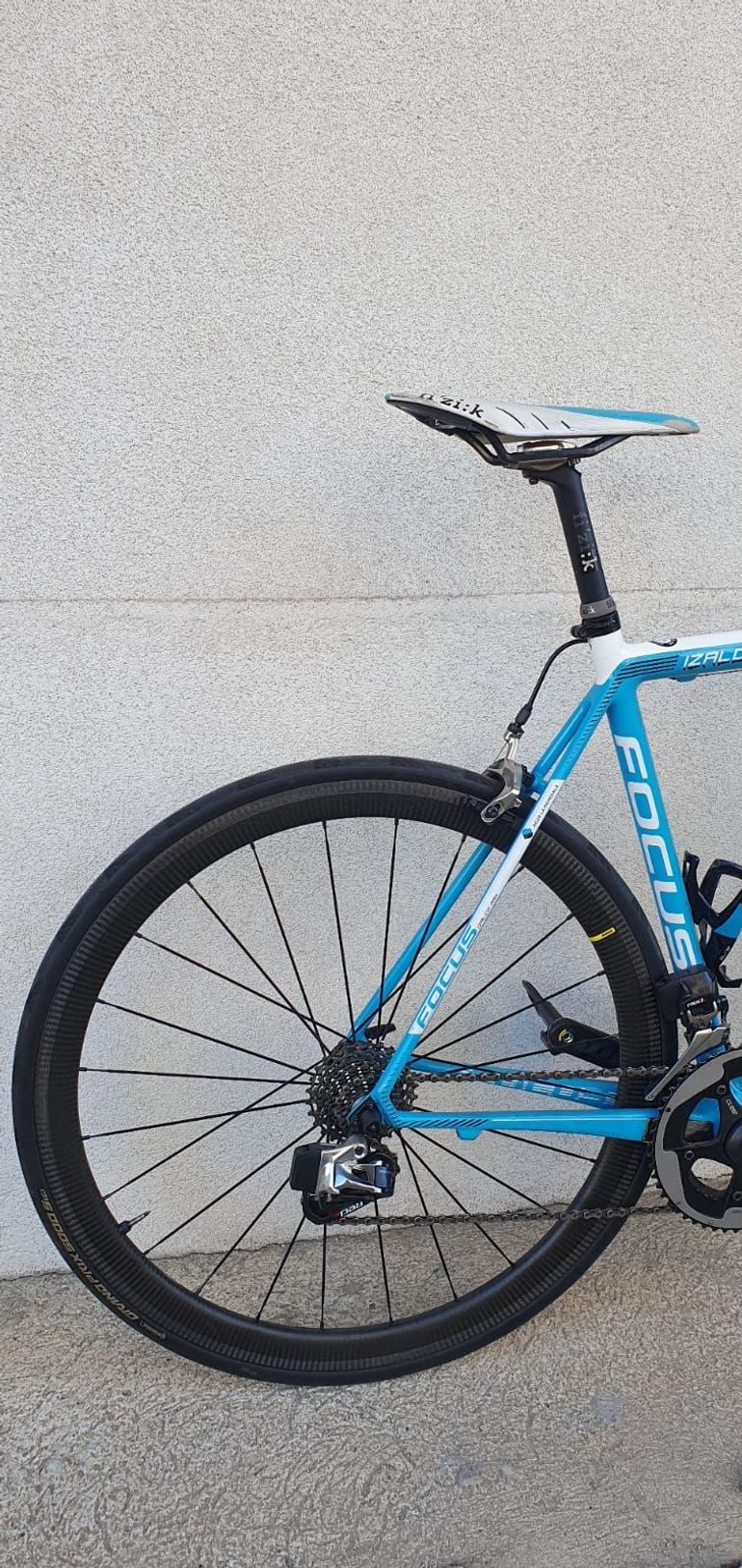 Focus - Izalco max AG2R Red eTap, 2018